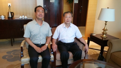 我司劉國忠總經(jīng)理和中國商聯(lián)會(huì)會(huì)長(zhǎng)合影