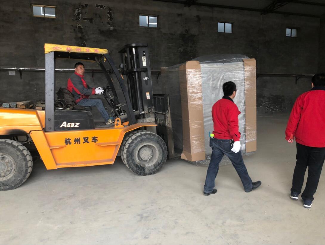 保定洗衣廠洗衣房設備昨日送貨完畢